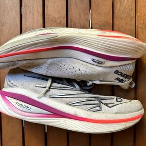 New Balance FuelCell SuperComp Elite v3 - Size 11 - Used